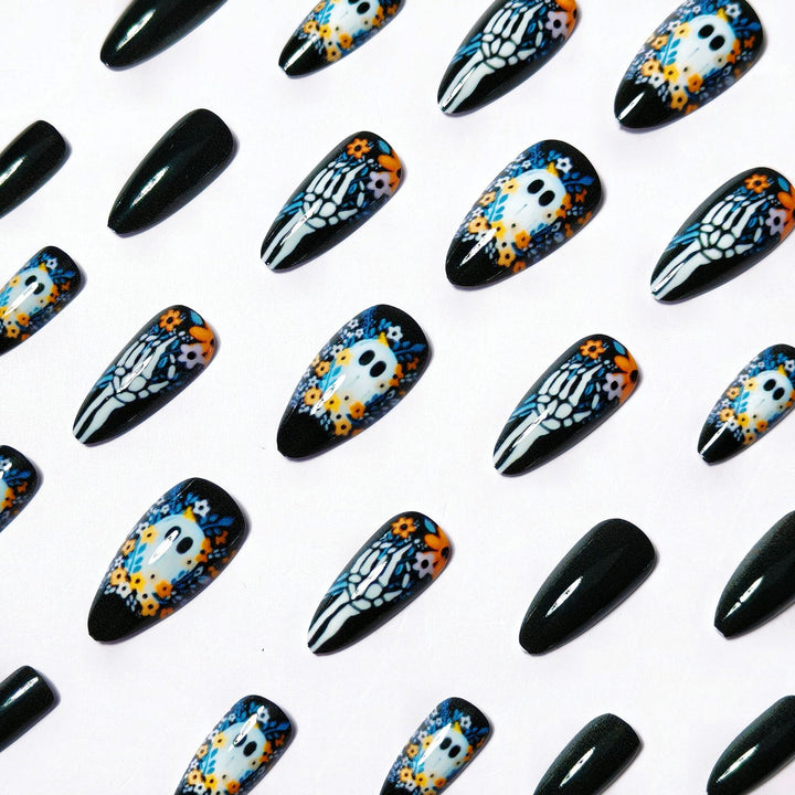 Art Nails in Creative Skull Design Kalsten