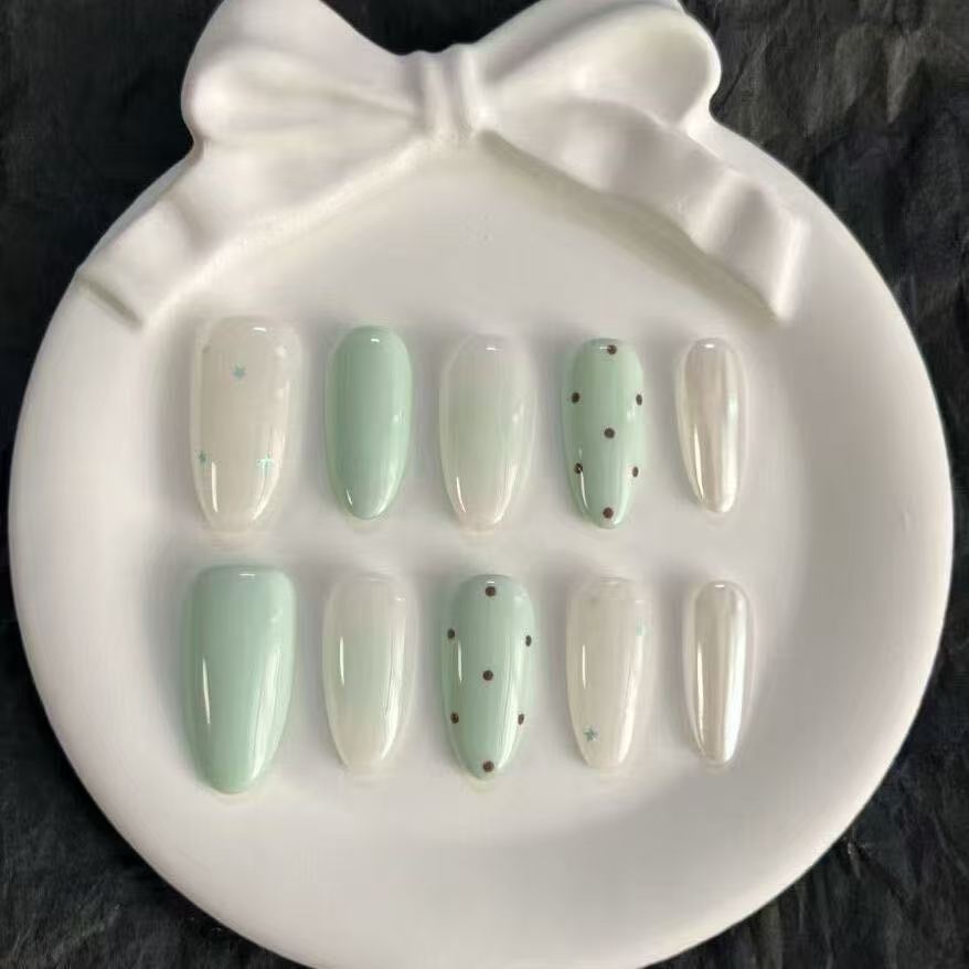 Glamorous Gel Nail Art Extensions Kalsten