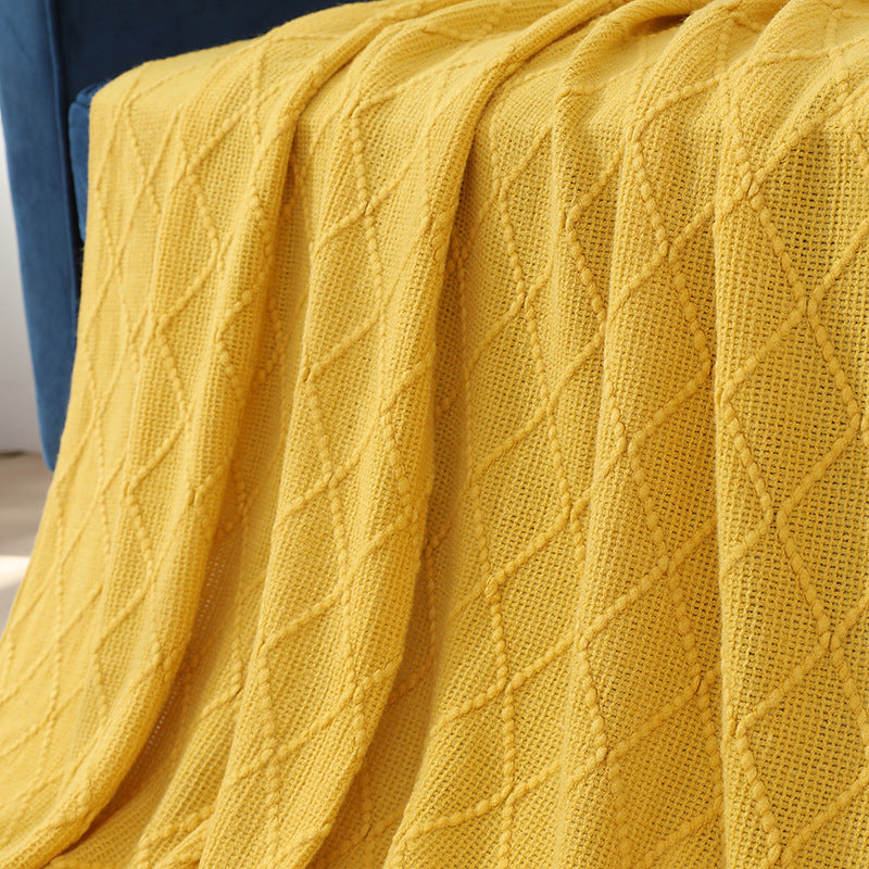 Women High-quality and stylish fleece blanket with modern textured pattern Kalsten
