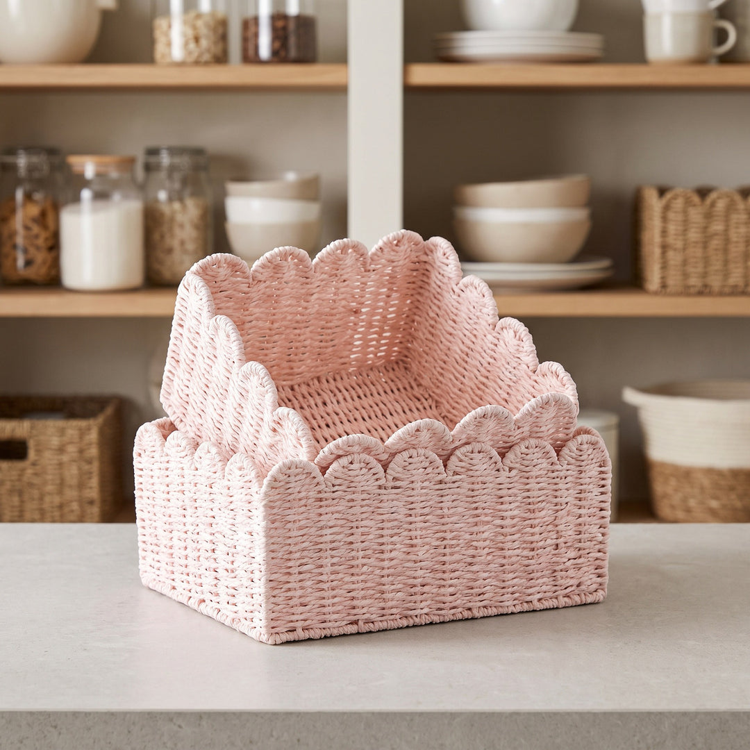 Modern storage basket with wavy edge Kalsten