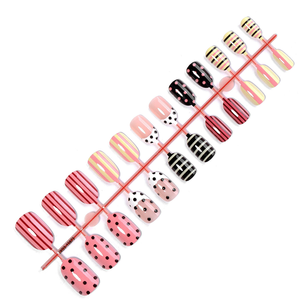 Creative nail art set with different designs Kalsten