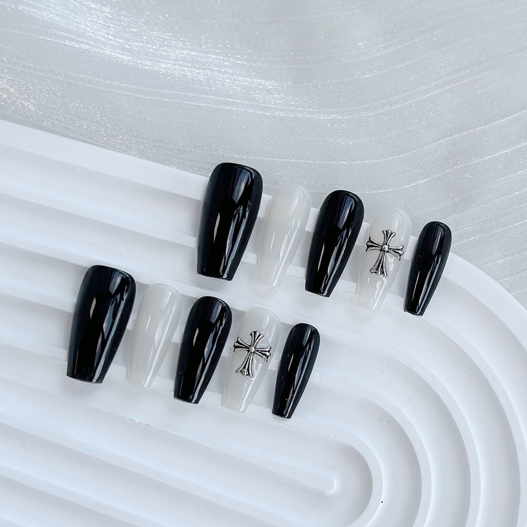 Artistic Press-On Nail Art Set with Heart and Celestial Designs