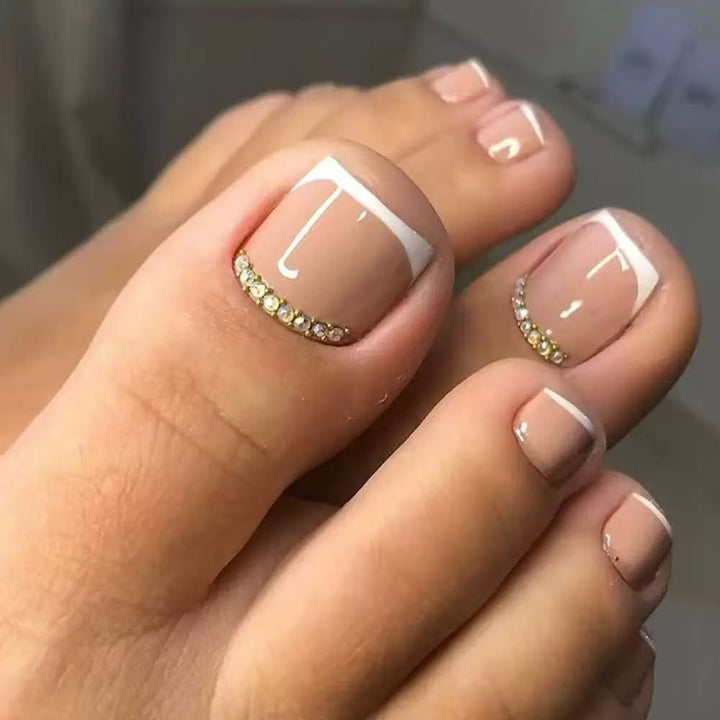 Stylish toenail artist Kalsten
