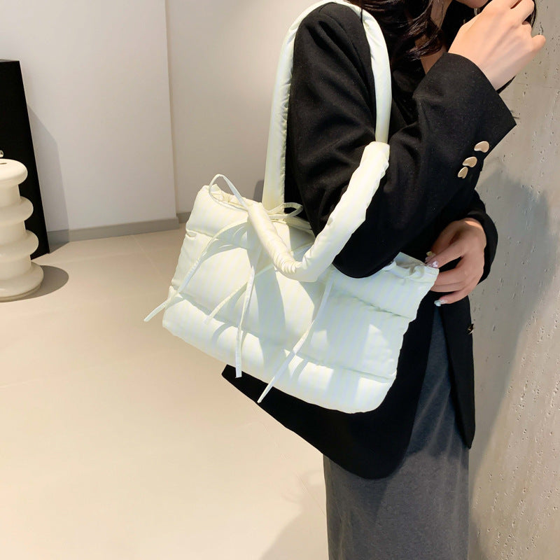 Fashionable tote bag with padded design Kalsten