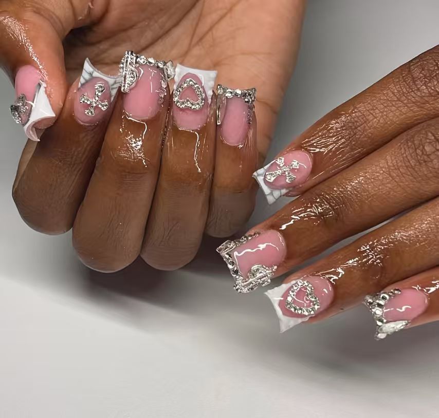 Decorative Press-On Nail Art with Rhinestone Details Kalsten