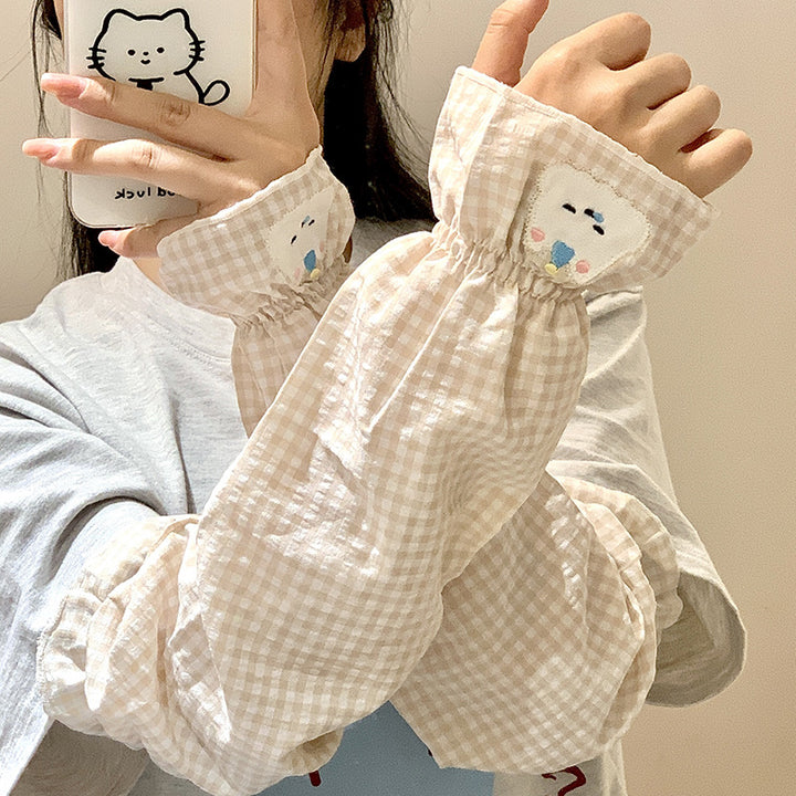 Arm cuffs with sweet dog appliqué design Kalsten