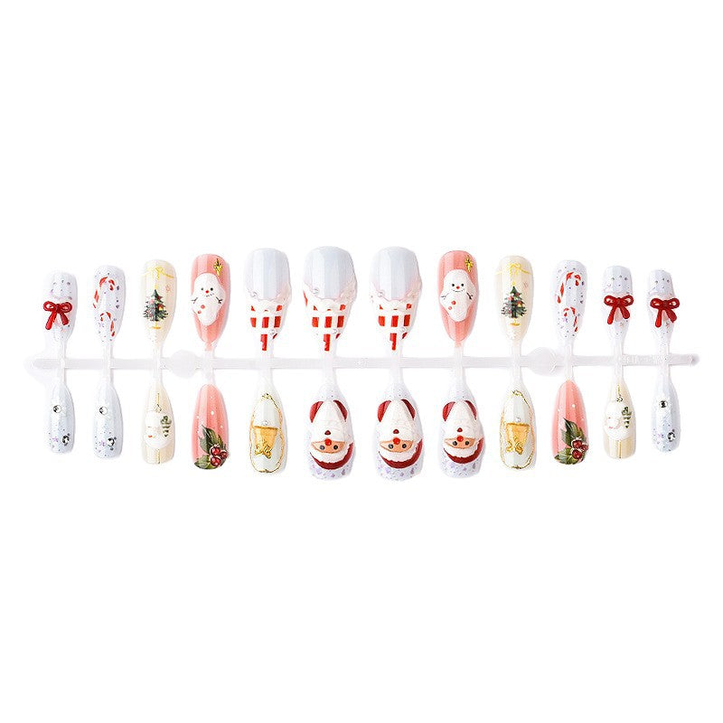 Festive artificial nails with Christmas designs Kalsten