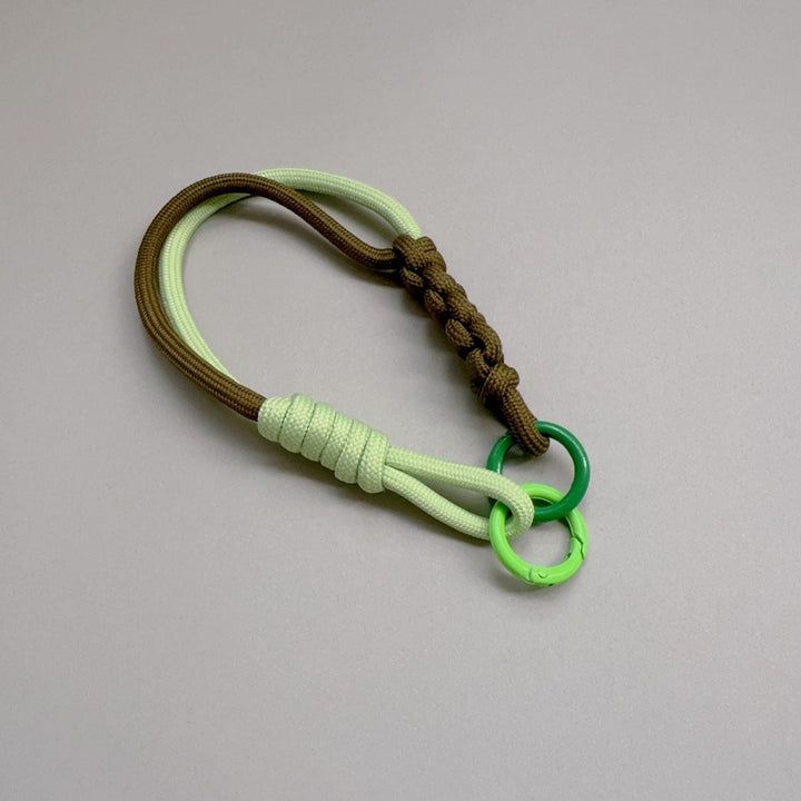 Paracord Keychain Holder Kalsten