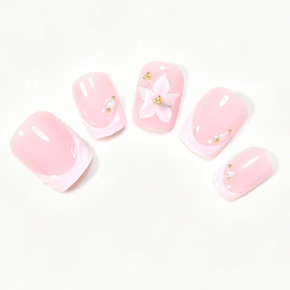 Floral Accented Press-On Nail Art Set Kalsten