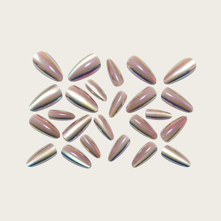 Glamorous Artificial Nails In Elegant Gloss Finish Kalsten