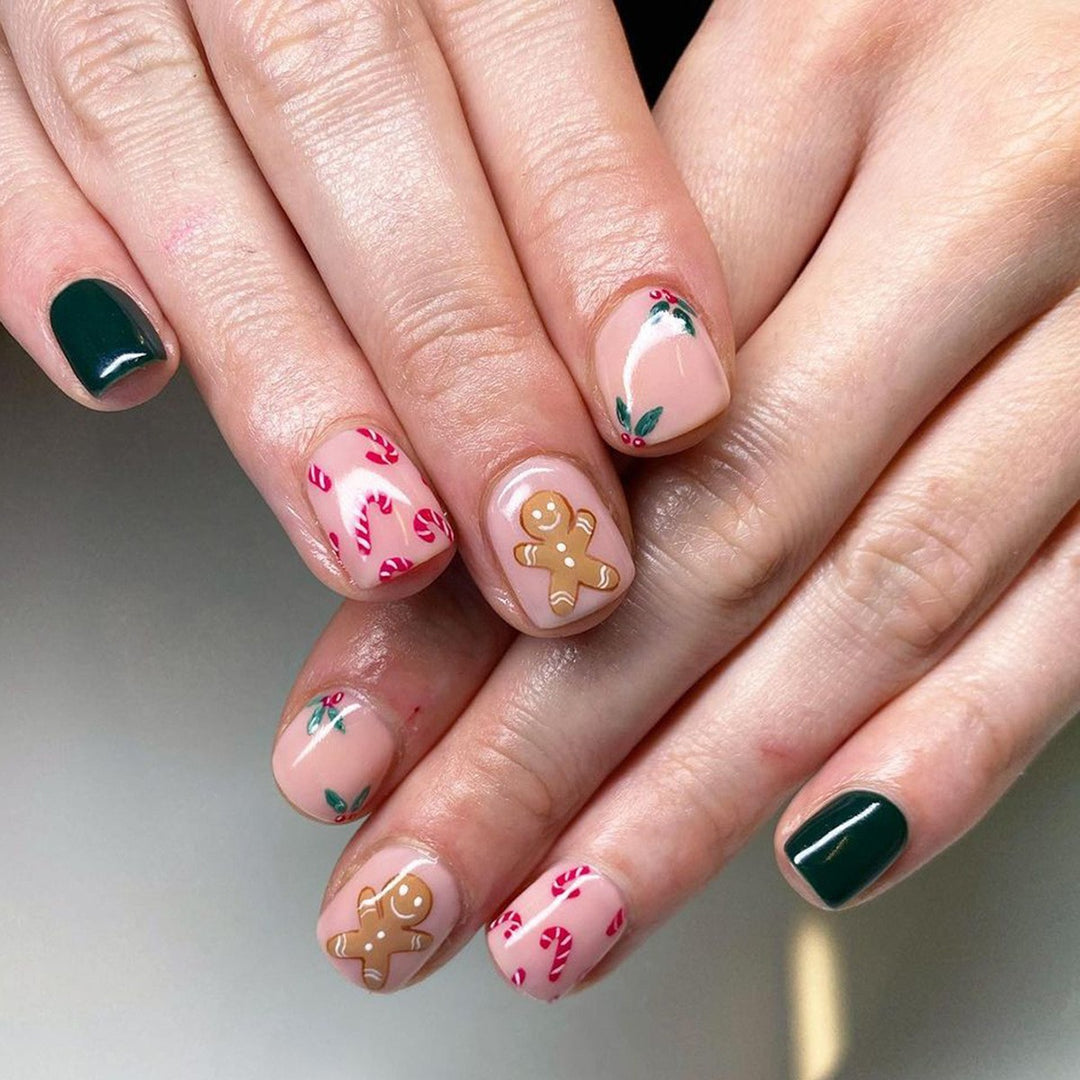 Holiday-Themed Press-On Nail Art Kalsten