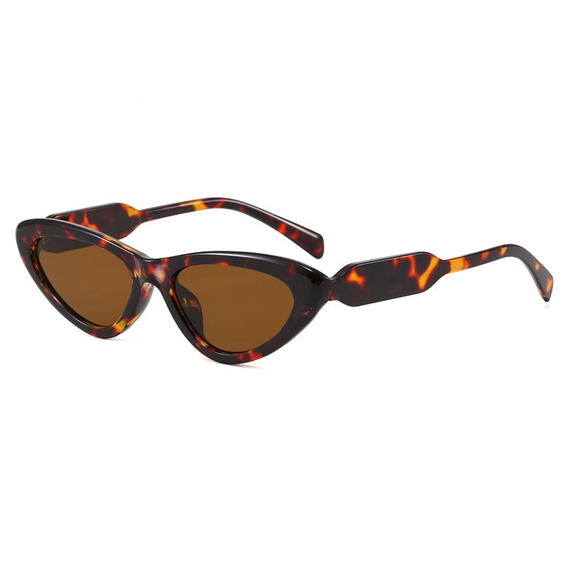 Chic Cat-Eye Sunglasses with Unique Frame Kalsten