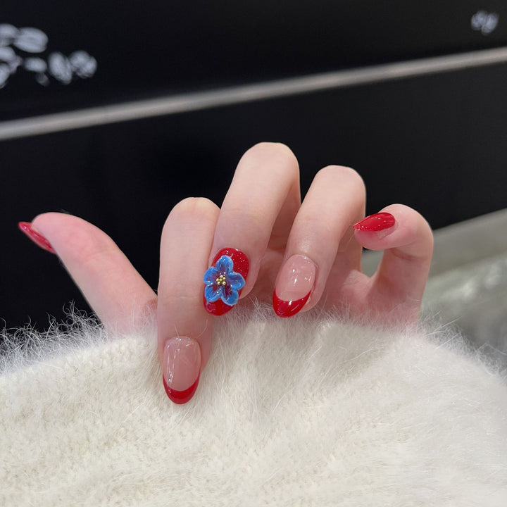 Stylish Floral Accent Press-On Nail Set Kalsten