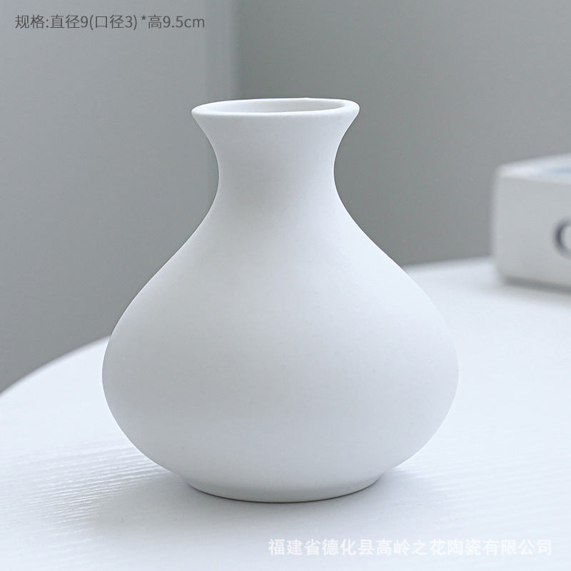 Elegant Minimalist Ceramic Flower Vase
