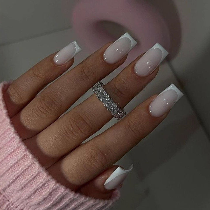 Elegant Artificial Nail Decoration Kalsten