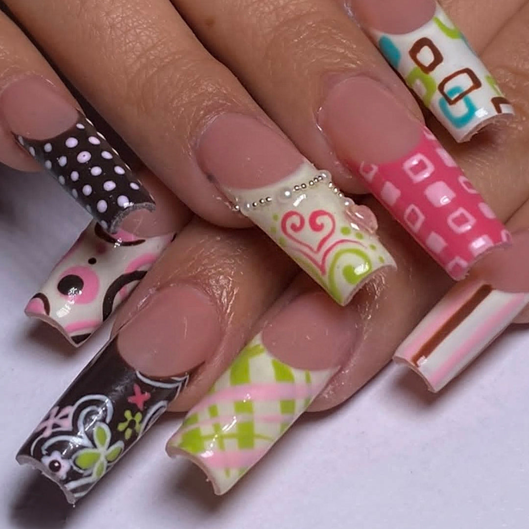 Creative Patterned Artificial Nails Kalsten