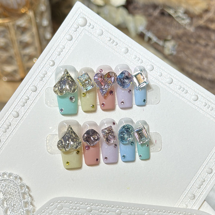 Reusable Press-On Nail Set Kalsten