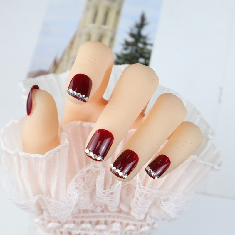 Elegant Rhinestone-Embellished Press-On Nails