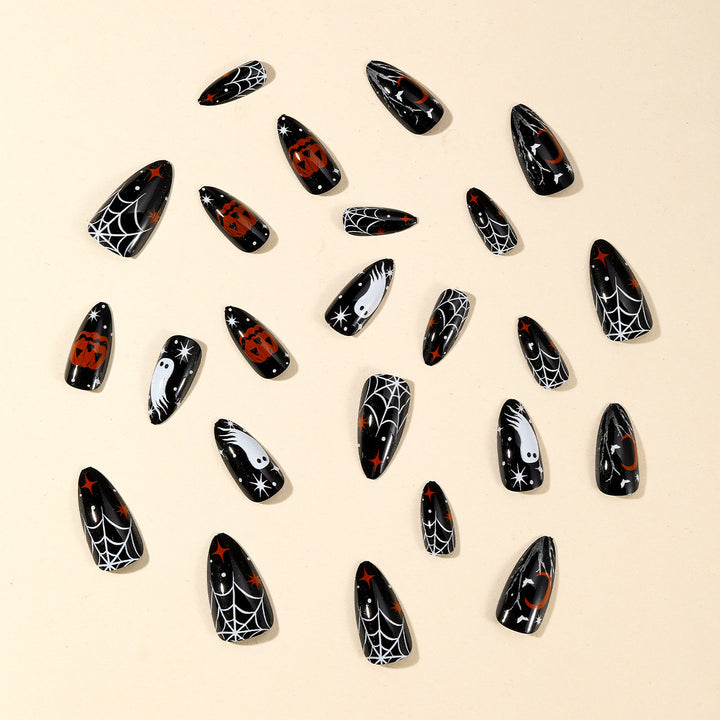 Halloween-Themed 3D Nail Art Kalsten