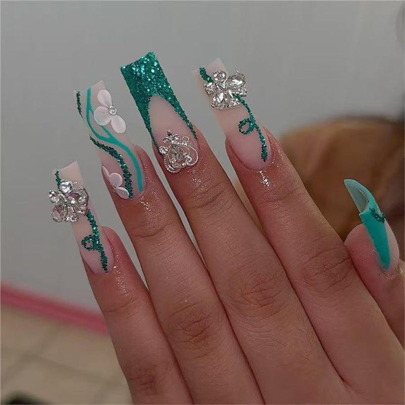 Glamorous Decorative Nail Art Kalsten