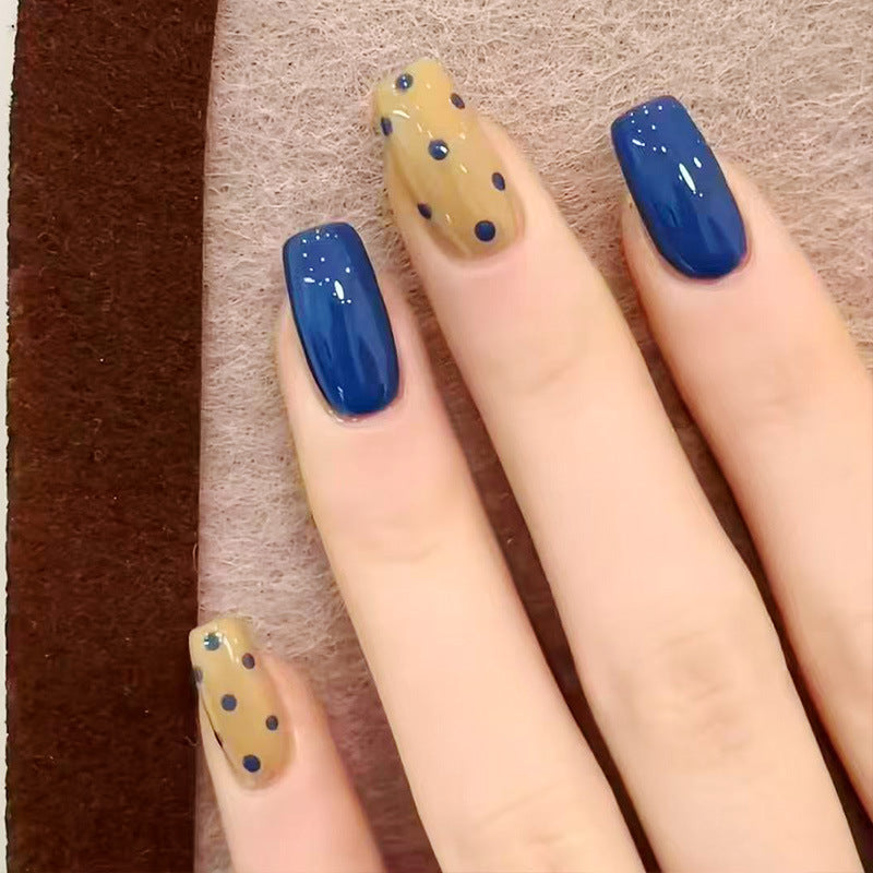 Whimsical Bear-Themed Press-On Nail Art Kit Kalsten