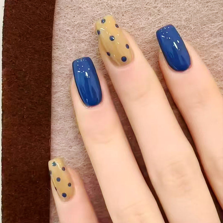 Whimsical Bear-Themed Press-On Nail Art Kit Kalsten