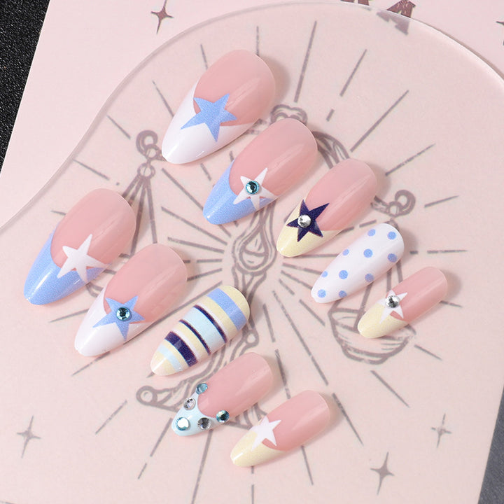 Starry-Themed Press-On Nail Art Kalsten