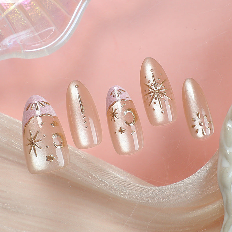 Artistic Press-On Nail Art Set with Elegant Gold Accents