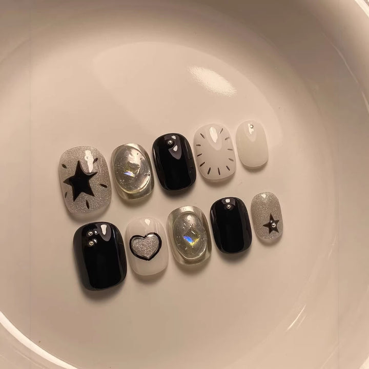 Artistic Press-On Nail Art Set with Glamorous Star and Heart Designs