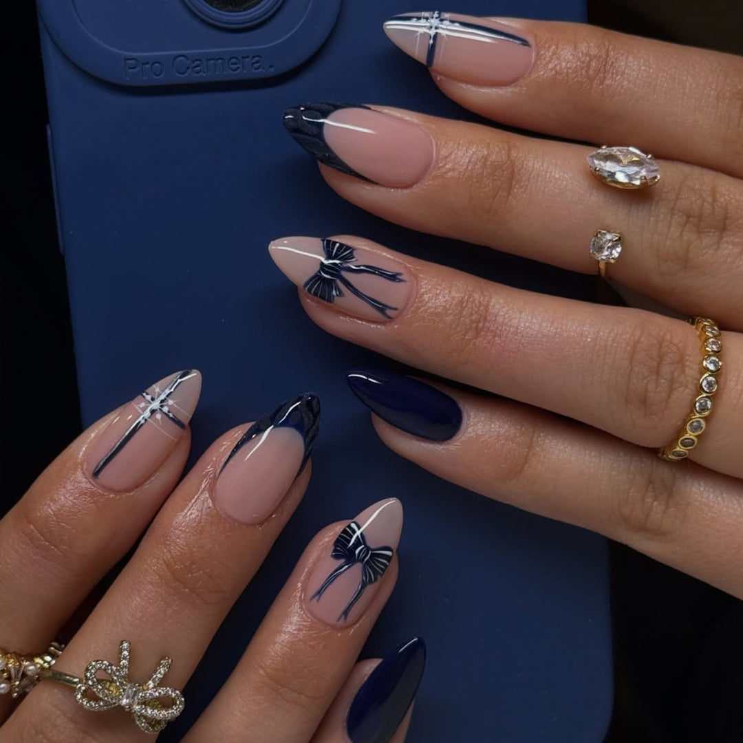 Artificial nails with elegant bow and geometric design Kalsten