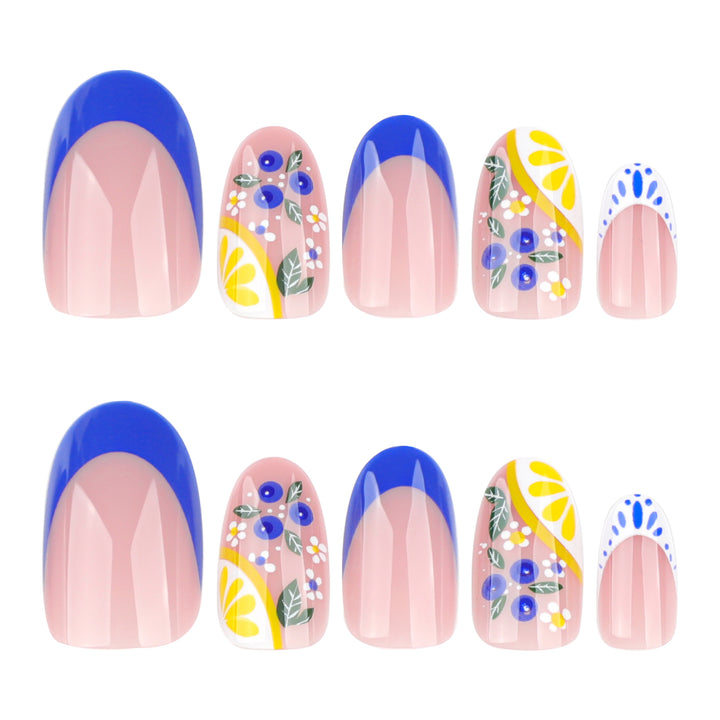 Creative Nail Art with Floral Design Kalsten