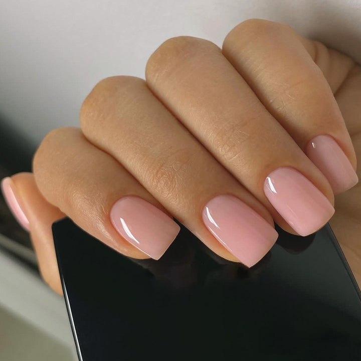 Nail art set with elegant high gloss finish Kalsten