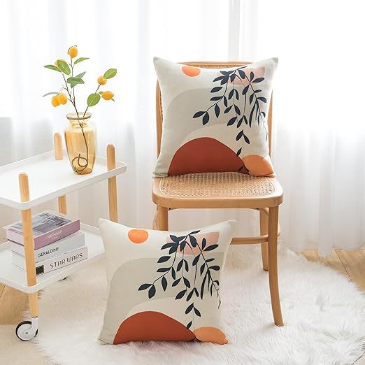 Decorative square pillow cover with abstract line drawing and cotton-linen mix Kalsten