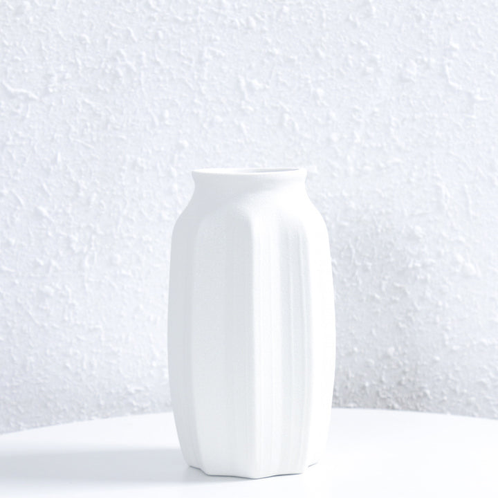 Textured Ceramic Floral Vase Kalsten