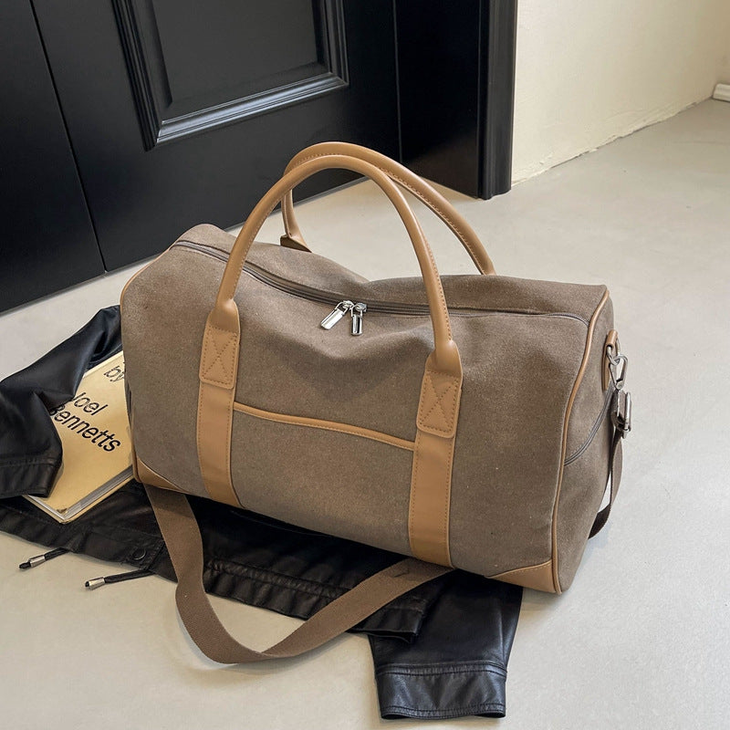 Stylish and Practical Travel Bag Made of Durable Material Kalsten