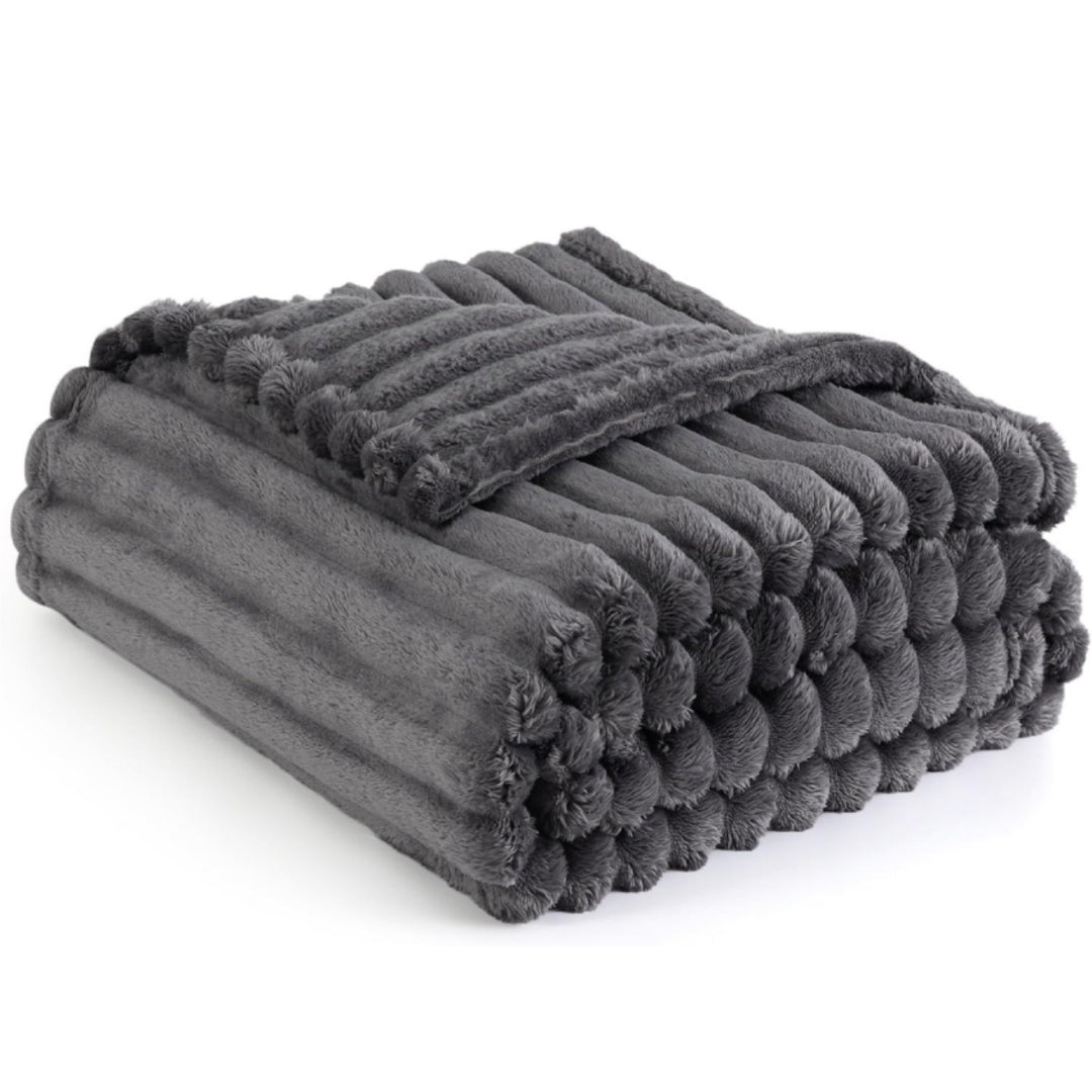 Cozy Plush Throw Blanket Kalsten