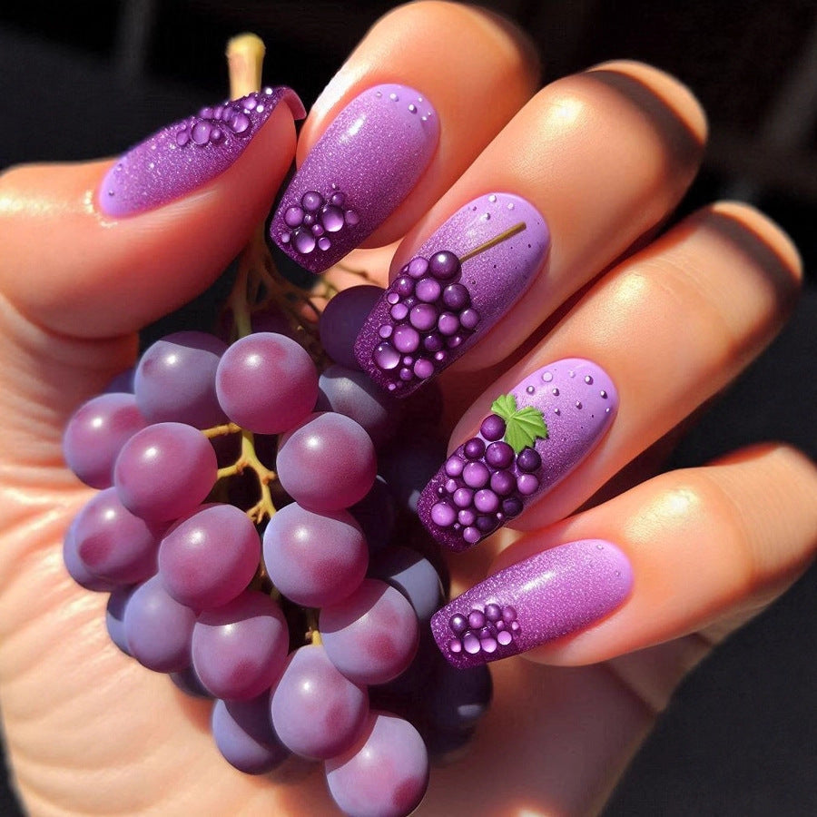 Artificial nails with detailed grape motifs Kalsten