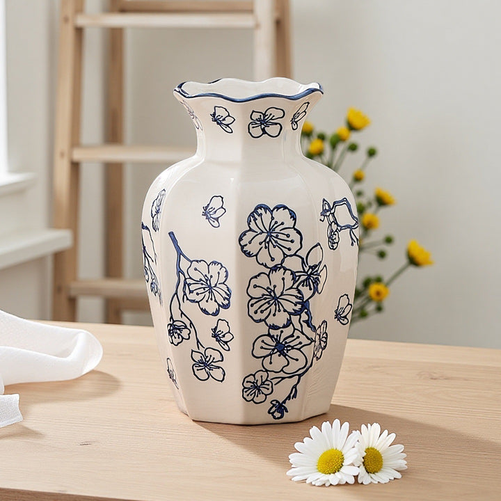 Porcelain vase Kalsten