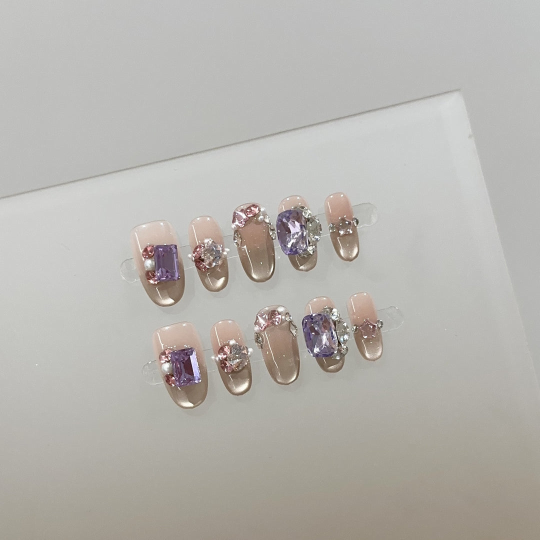 Elegant Rhinestone-Embellished Press-On Nails