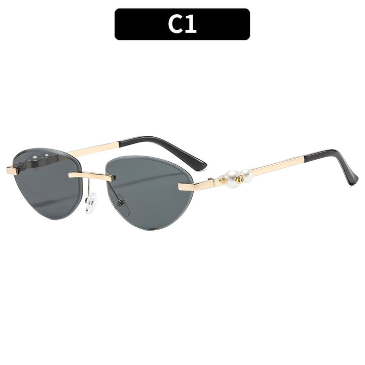 Luxurious Decorative Cat-Eye Sunglasses