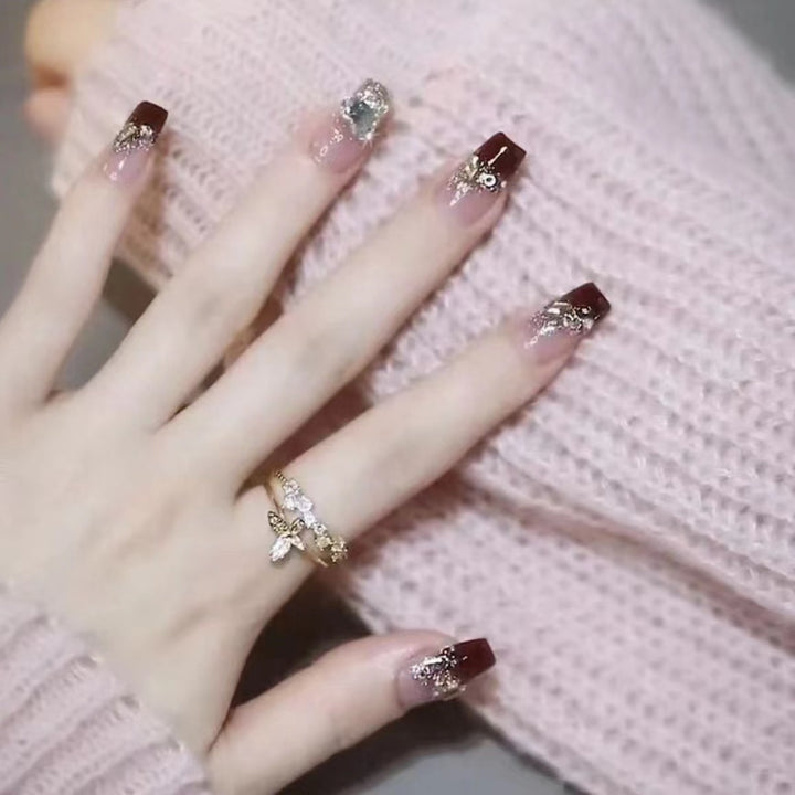Elegant Nail Art with Gloss Finish Kalsten