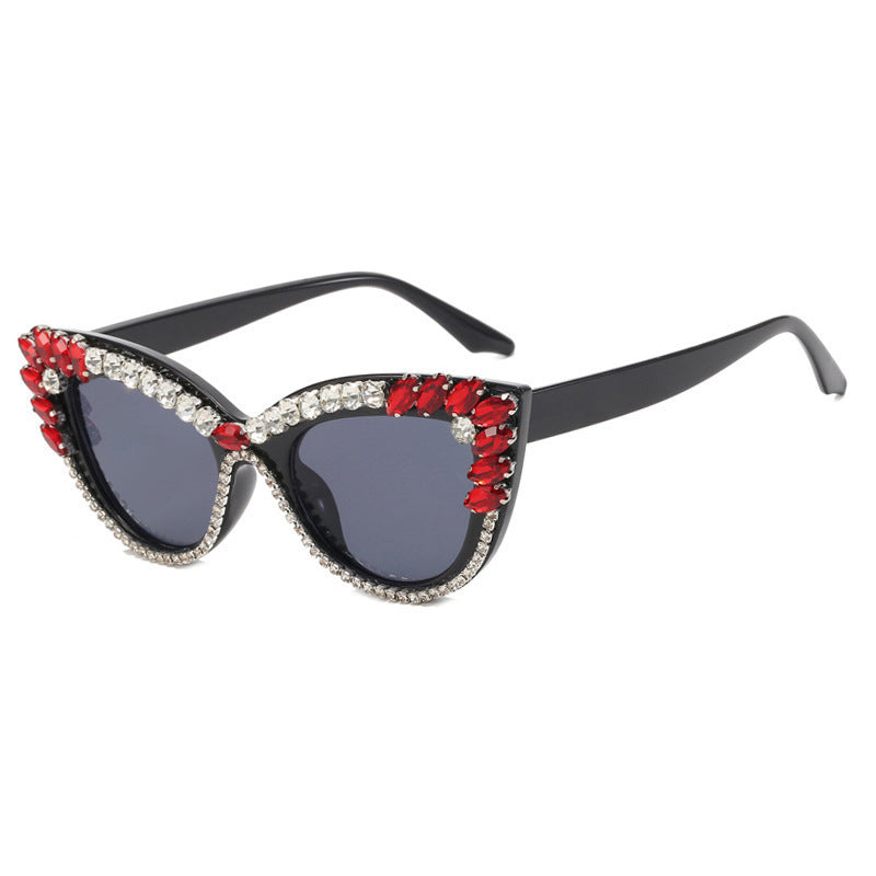 Ladies Glamorous Cat-Eye Sunglasses with Extravagant Crystal Decoration Kalsten