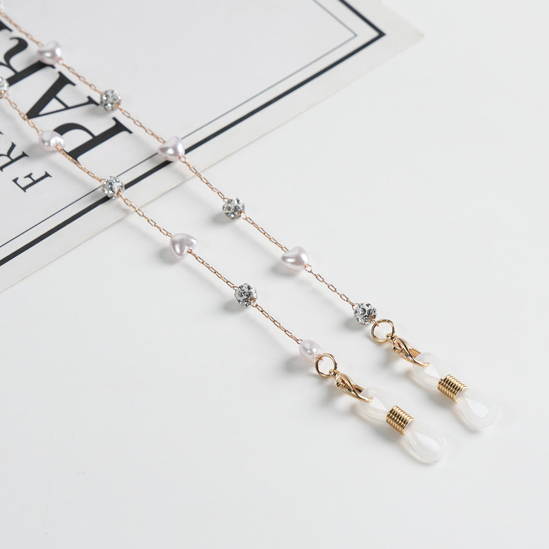 Elegantly Beaded Eyewear Chain kalsten
