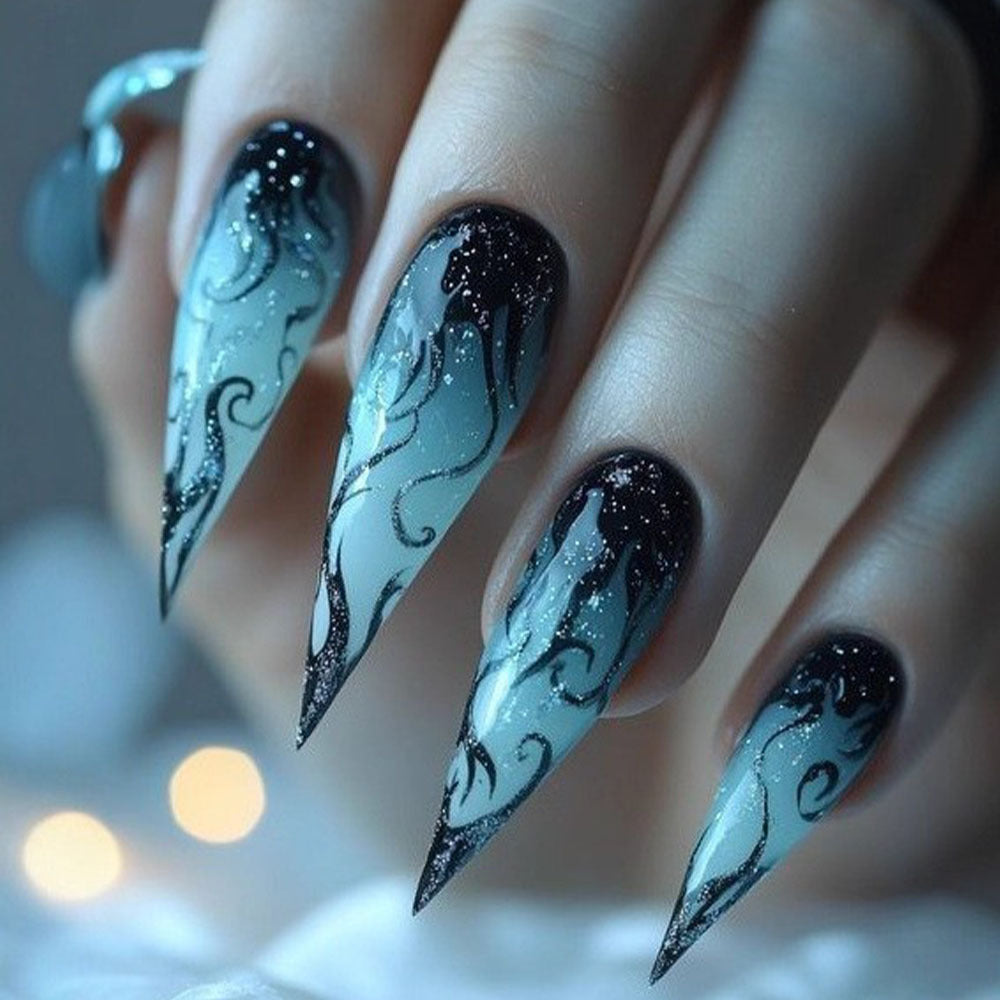Artificial Nails in Creative Tip Design Kalsten