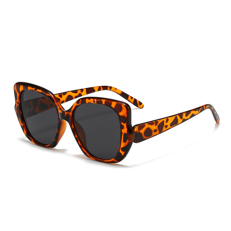 Women's oversized fashionable sunglasses with curved frame Kalsten