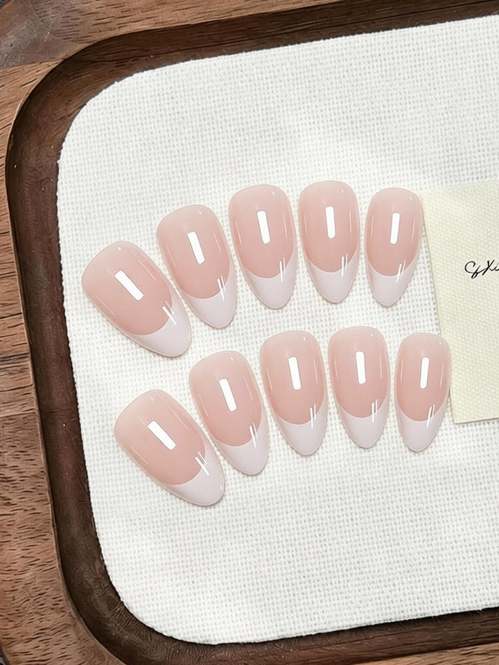 Acrylic Nail Set with Elegant French Tip Kalsten
