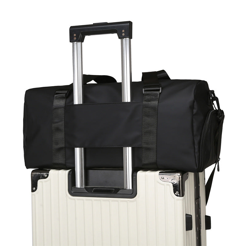 Sporty Travel Bag With Water-Repellent Material And Multiple Compartments Kalsten