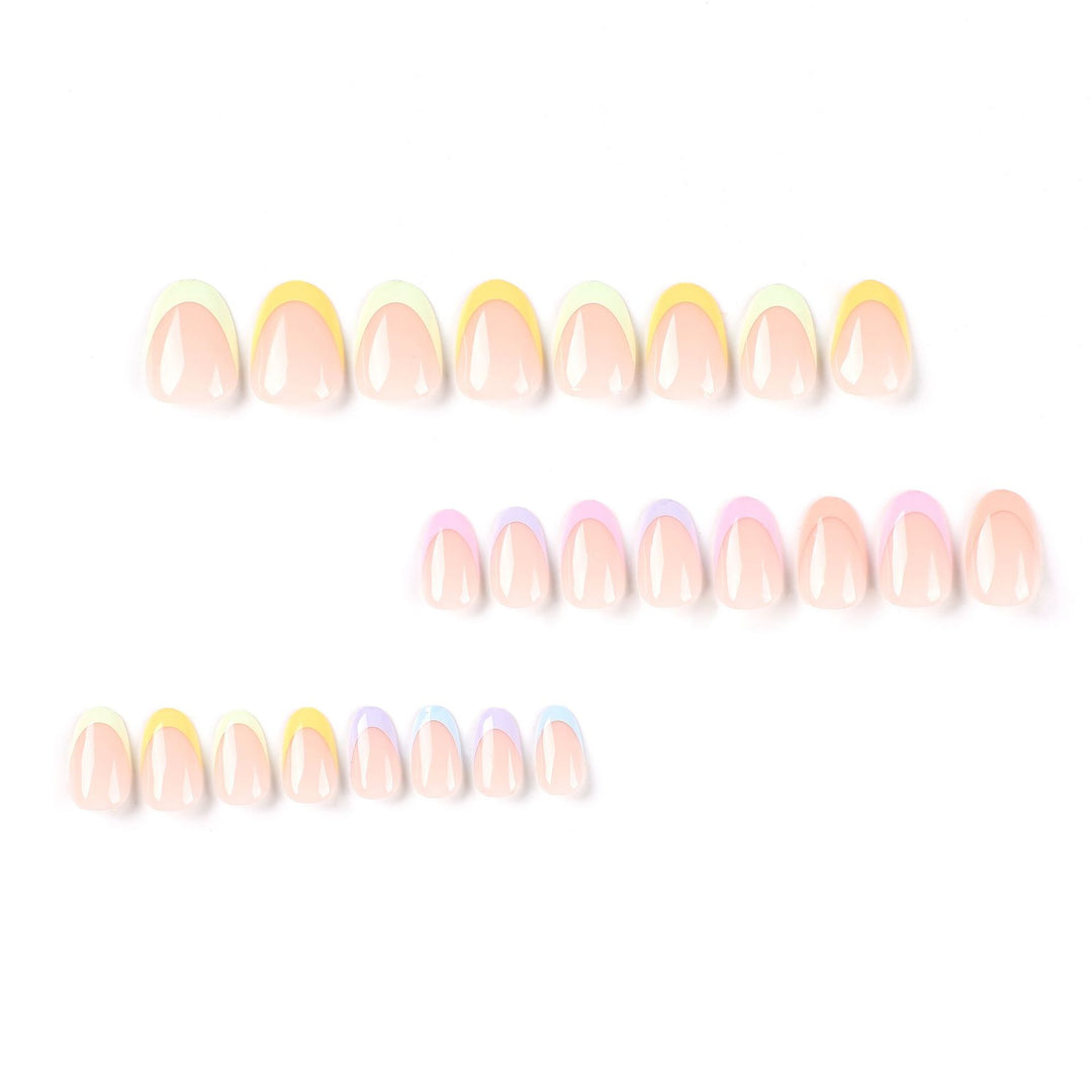Artful nail extensions with elegant gradient and shine Kalsten