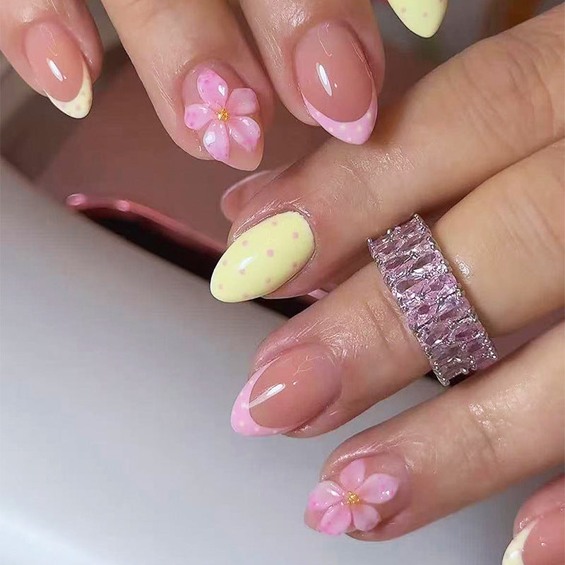 Floral Elegant Press-On Nail Set Kalsten