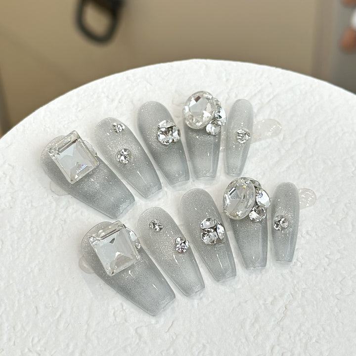 Sparkling Glamorous Press-On Nail Set